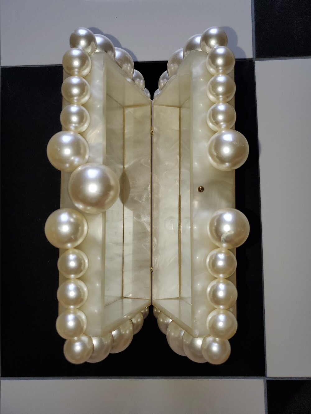 Cult Gaia Women's Ivory Acrylic EOS Beaded Handbag Purse Box (Read Description) - Picture 9 of 15